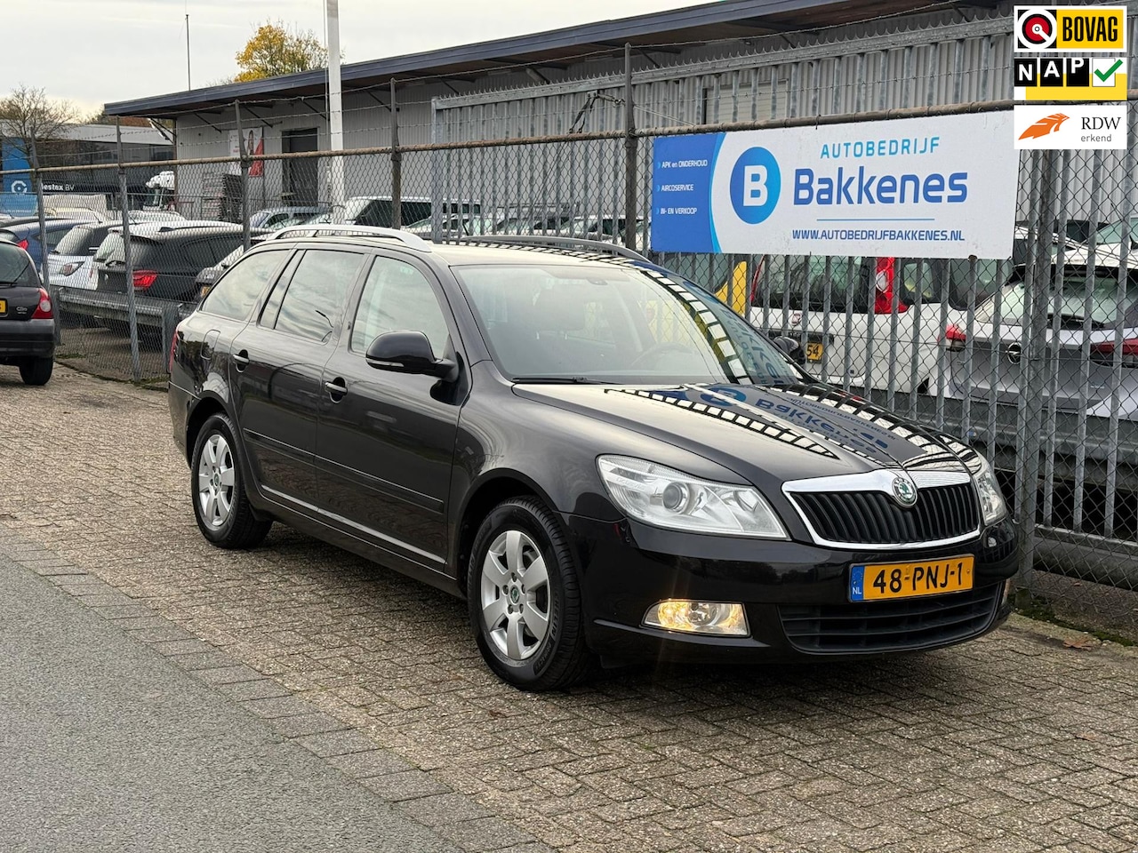 Skoda Octavia Combi - 1.2 TSI Elegance | Automaat | Airco | Cruise | Trekhaak - AutoWereld.nl