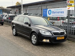 Skoda Octavia Combi - 1.2 TSI Elegance | Automaat | Airco | Cruise | Trekhaak