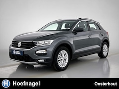 Volkswagen T-Roc - 1.0 TSI Style | Adaptive Cruise Control | Stoelverwarming | Stuurverwarming | Parkeersenso