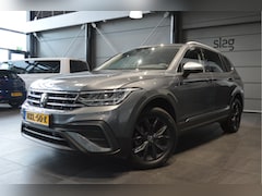 Volkswagen Tiguan Allspace - 1.5 TSI MOVE navi clima camera trekhaak 18 inch 150 pk