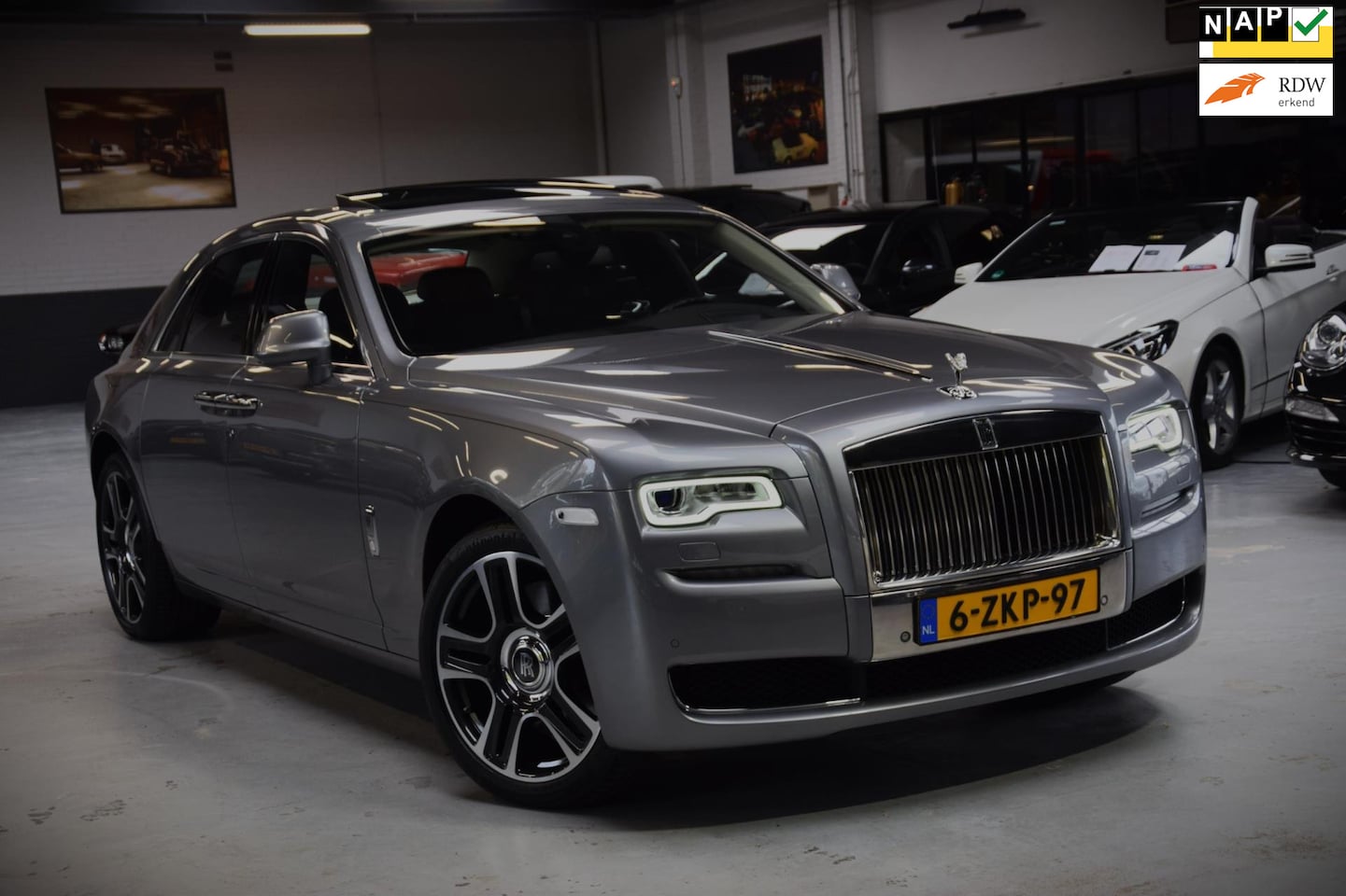 Rolls-Royce Ghost - 6.6 V12 Navi|Panoramadak|Org.NL|2e Eig|Massage - AutoWereld.nl