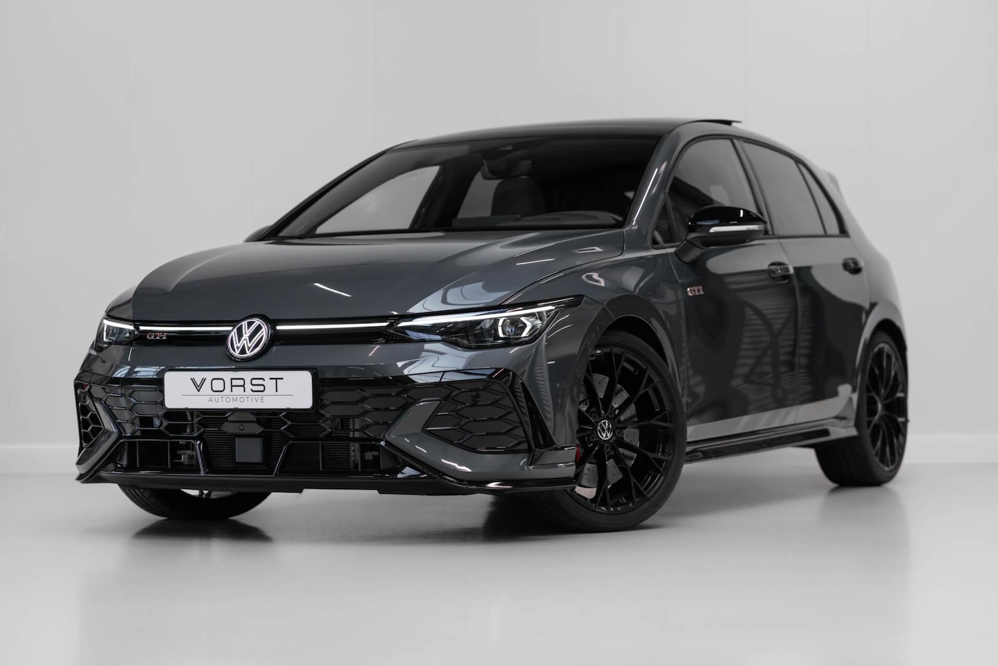 Volkswagen Golf - 2.0 TSI GTI Clubsport Pano Akrapovic DSG Vol - AutoWereld.nl