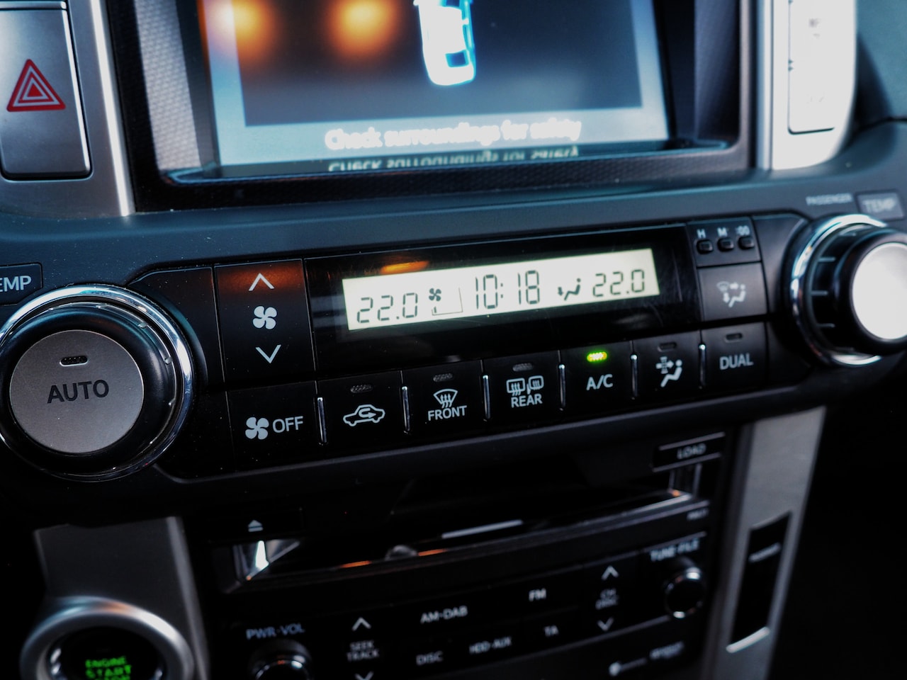 Toyota Land Cruiser 150 - LANDCRUISER SERIES 3.0 D-4D SX BOMVOL LUXE! XENON GRIJS KENT.