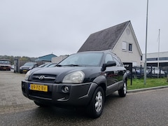 Hyundai Tucson - 2.0i Dynamic