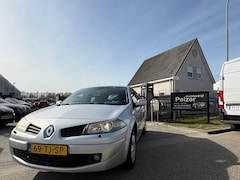 Renault Mégane - 1.6-16V Tech Line