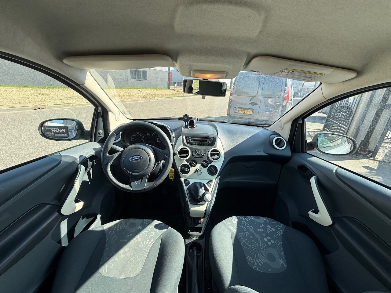 Ford Ka - 1.2 Limited start/stop 1.2 Limited start/stop - AutoWereld.nl