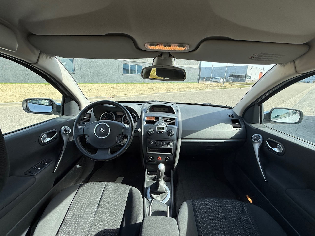 Renault Mégane - 1.6-16V Tech Line 1.6-16V Tech Line - AutoWereld.nl