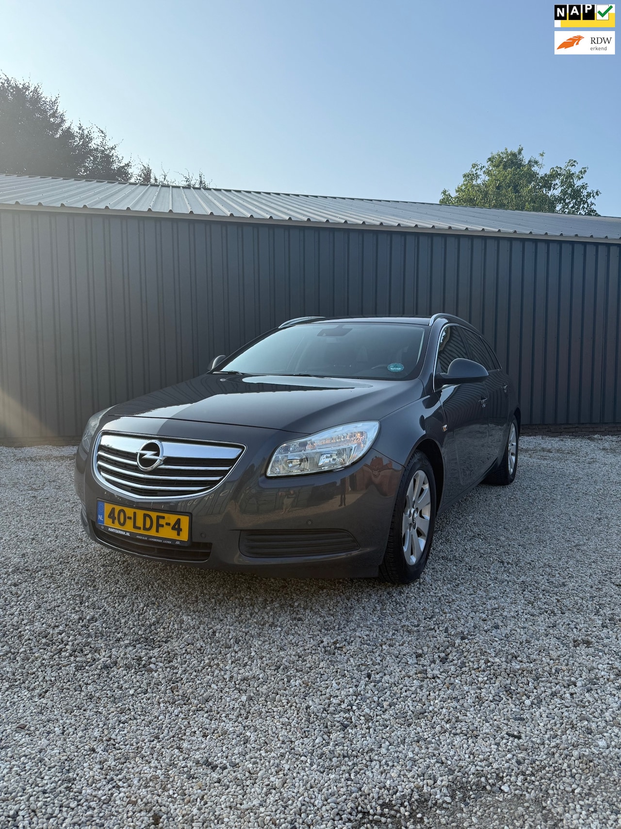 Opel Insignia Sports Tourer - 1.6 T Edition 1.6 T Edition - AutoWereld.nl
