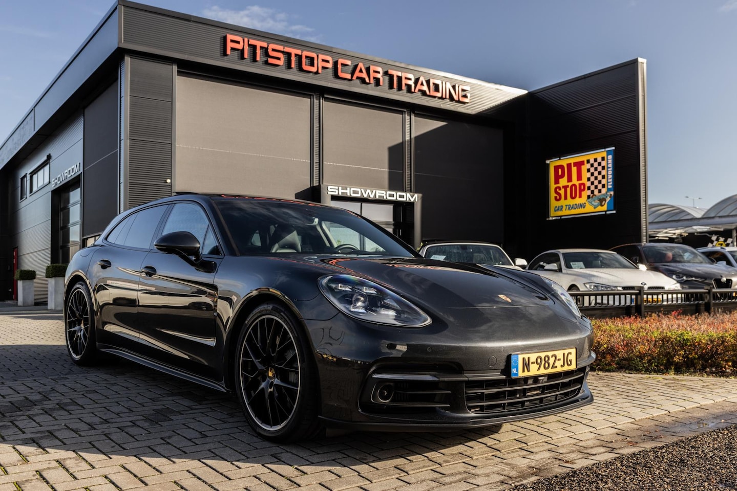 Porsche Panamera Sport Turismo - 2.9 4S 2.9 4S, 441 PK, Pano, Camera, Stoelverwarming, Sportchrono! - AutoWereld.nl