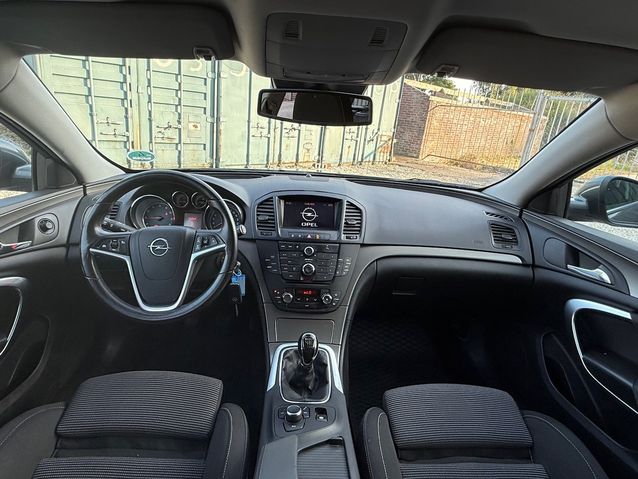 Opel Insignia Sports Tourer - 1.6 T Edition 1.6 T Edition - AutoWereld.nl
