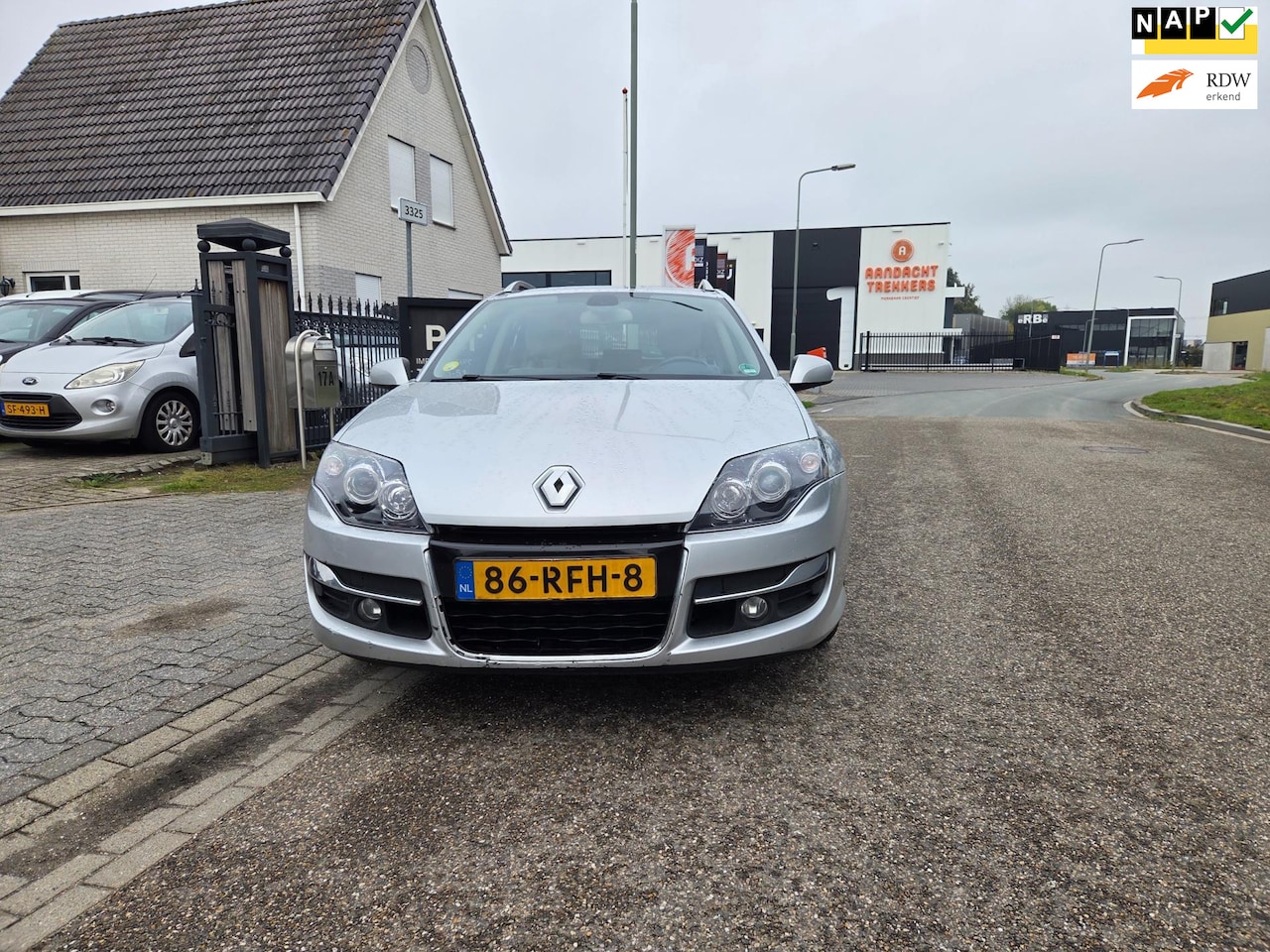 Renault Laguna Estate - 2.0 dCi S/S Dynamique 2.0 dCi S/S Dynamique - AutoWereld.nl