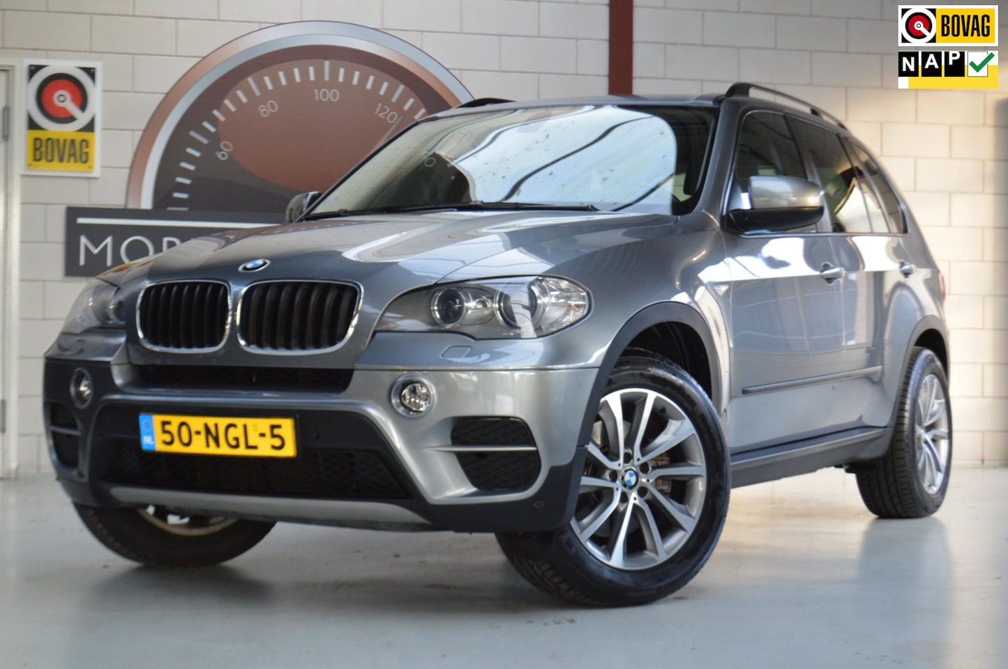 BMW X5 - XDrive35i High Exec 7-persoons, DEALERONDERHOUDEN! VEEL OPTIES! - AutoWereld.nl