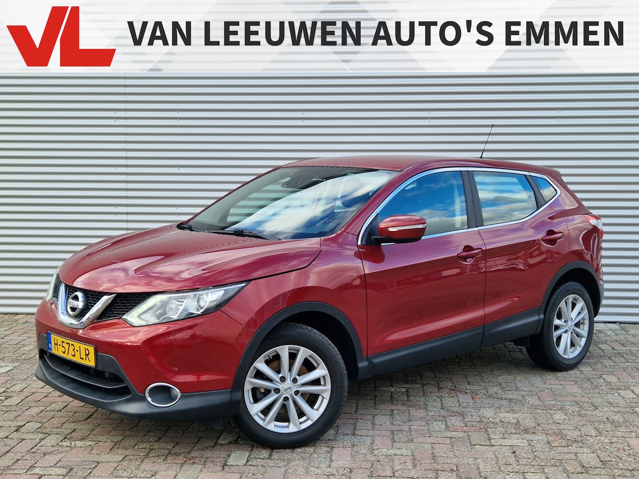Nissan Qashqai - 1.2 Acenta | Nieuw Binnen! | Lees Tekst | Zo Mee | Read Text - AutoWereld.nl