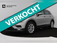 Volkswagen Tiguan - 1.4 TSI ACT Comfortline Business (PANORAMADAK, ACHTERUITRIJCAMERA, NAVIGATIE, STOELVERWARM