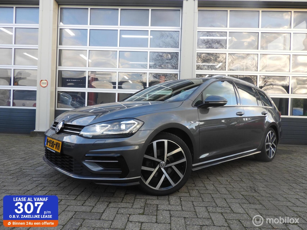 Volkswagen Golf Variant - 1.5 TSI R-Line 1.5 TSI R-Line , Virtual Cockpit - AutoWereld.nl