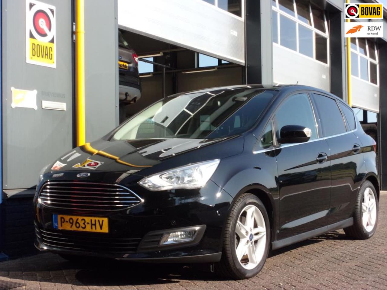 Ford C-Max - 1.5/150pkTitanium Automaat ECC LMV 17Inch Winter Pakket TH - AutoWereld.nl