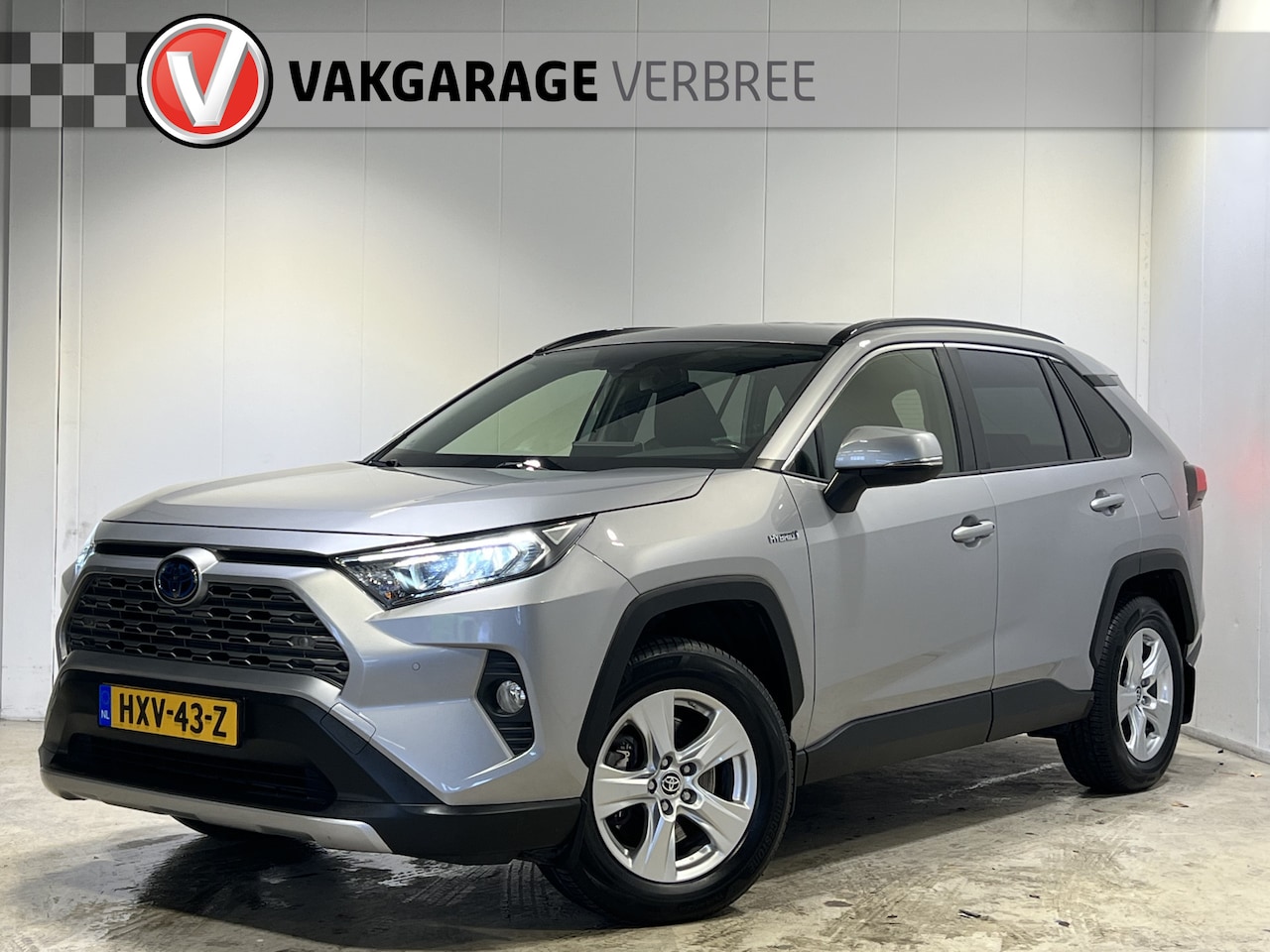 Toyota RAV4 - 2.5 Hybrid AWD Style | Navigatie/Android/Apple Carplay | LM Velgen 18" | Voorstoelen Verwa - AutoWereld.nl