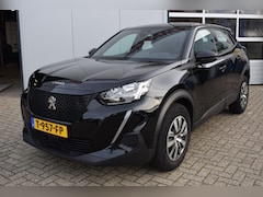 Peugeot 2008 - 1.2 PureTech Active Pack | NL-Auto | 100PK | Parkeersensoren