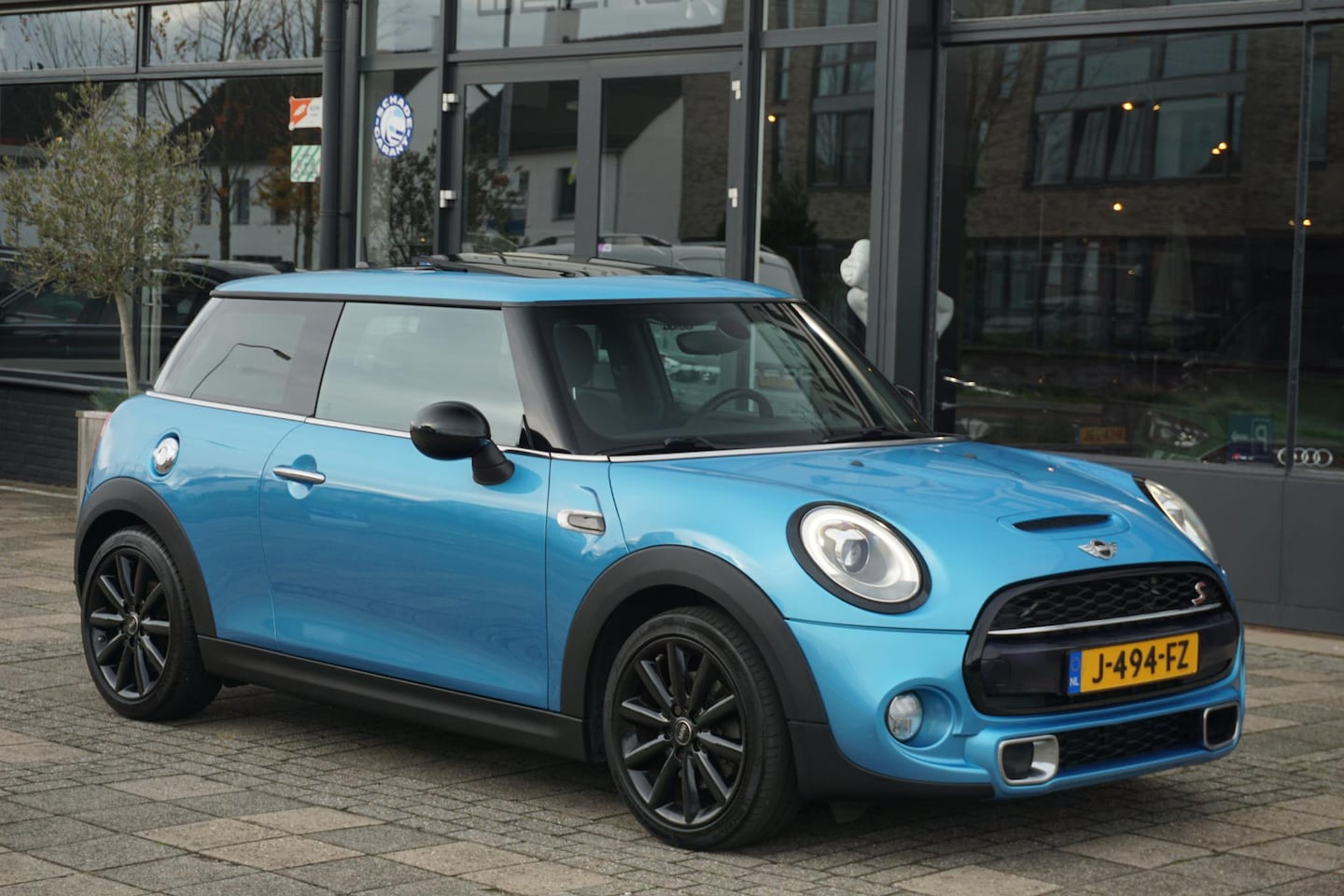MINI Cooper S - Mini 2.0 Chili Serious Business | Pano - AutoWereld.nl