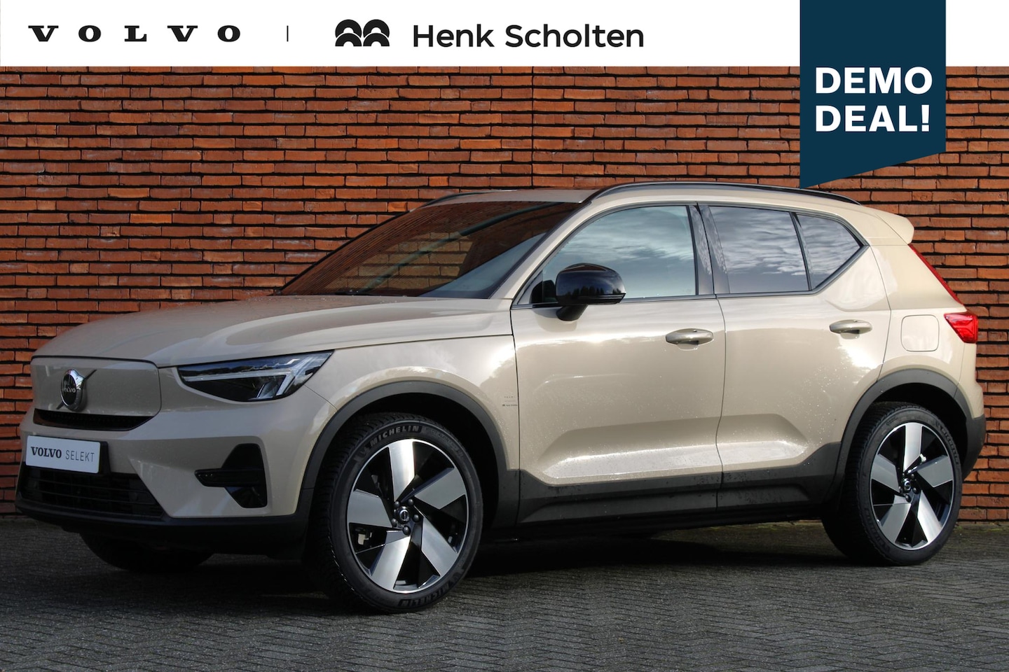 Volvo EX40 - Single Motor Extended Range Plus | Elektrisch verstelbare stoelen met memory functie | Ver - AutoWereld.nl