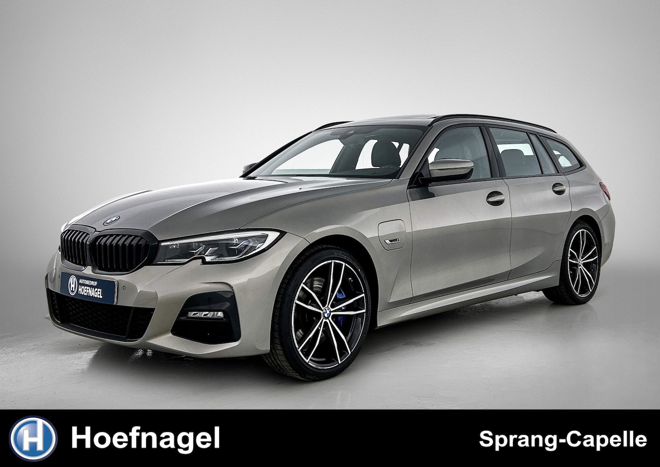 BMW 3-serie Touring - 320e M Sport | Schuifdak | Trekhaak | Laser Koplampen | Stoelverwarming | Cruise Control - AutoWereld.nl