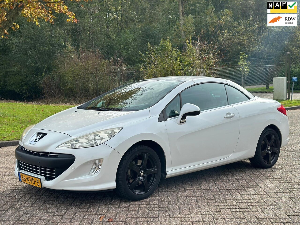 Peugeot 308 CC - 1.6 THP Premiere/HARDTOP/AIRCO/CRUISE/LEDER/NAVI/PARKEERSENS VOOR-ACHTER/VERWARMDE VOORST - AutoWereld.nl