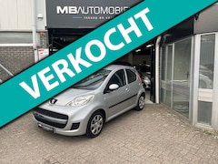 Peugeot 107 - 1.0-12V Sublime/Apk/5 Deurs/Nap/elektrische ramen/Airco/trekhaak