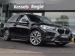 BMW X1 - xDrive25e Sportline Pano Memory HuD Keyless ACC Camera Trekhaak DAB
