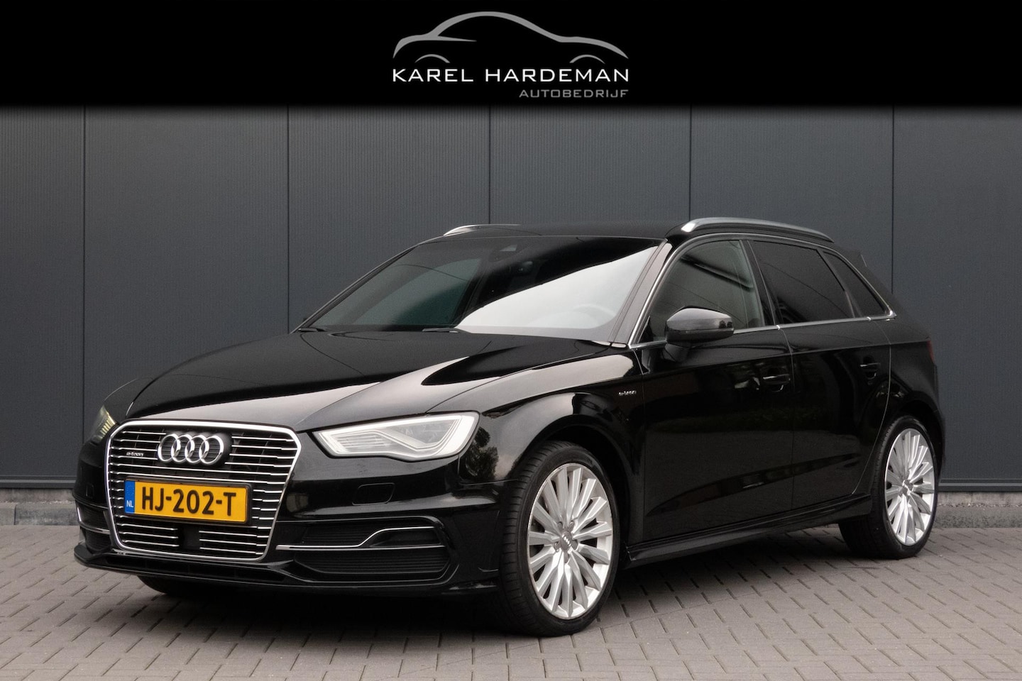 Audi A3 Sportback - 1.4 e-tron PHEV Ambition Pro Line plus | S-LINE | BANG & OLUFSEN | LANE ASSIST | TREKHAAK - AutoWereld.nl