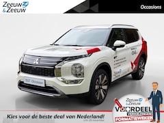 Mitsubishi Outlander - 2.4 PHEV First Edition DEMO VOERTUIG SNEL RIJDEN , Apple Carplay/Android Auto , electronic