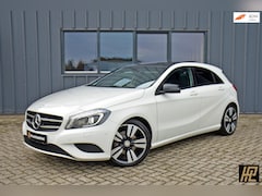 Mercedes-Benz A-klasse - 180 Ambition * Xenon * Panoramadak * Night Pakket * 18" * Mooie auto