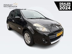 Renault Clio - 1.2 TCe 100 Collection / DEALER ONDERHOUDEN / NL AUTO / NAVI / PRIVACY GLASS / MISTLAMP VO