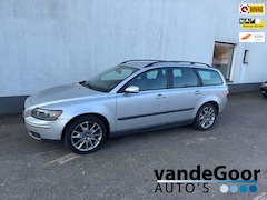 Volvo V50 - 1.8 Kinetic, '05, navi, trekhaak, ln velgen, in een keurige staat