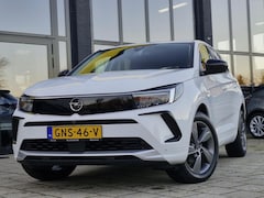 Opel Grandland - 1.2 Turbo 130PK Automaat | Park. Camera + Sensoren | Stoelv. | Stuurv. | Apple Carplay | A