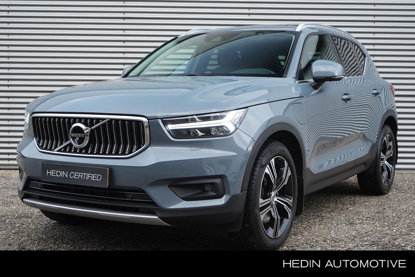 Volvo XC40 - 1.5 T5 Recharge Inscription | Lederen bekleding | Panorama dak | 19 inch | Stoel- + stuurv - AutoWereld.nl