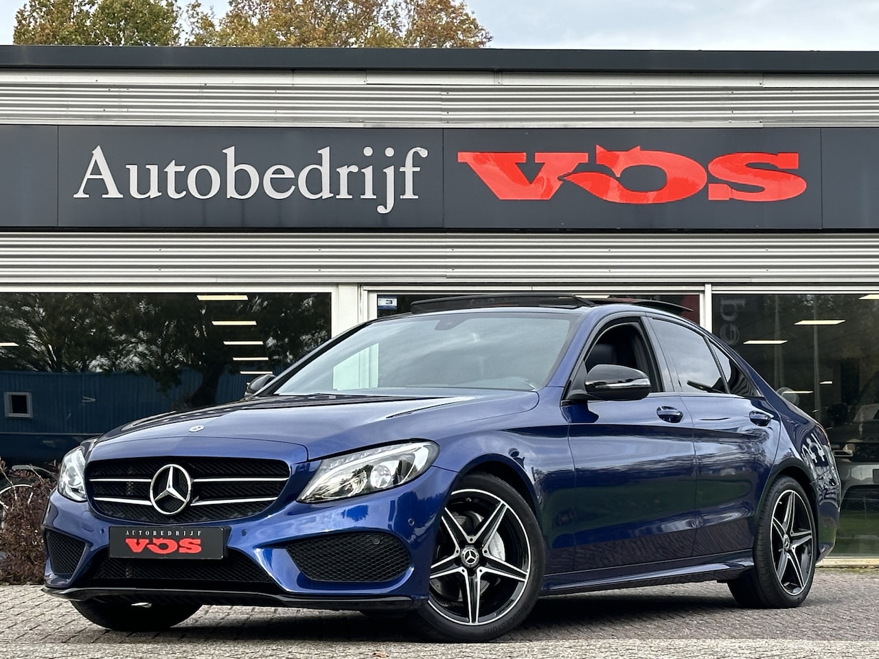 Mercedes-Benz C-klasse - 180 AMG-Line | Panodak | Camera | Blind spot | Night pakket - AutoWereld.nl