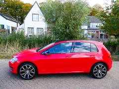 Volkswagen Golf - 1.2 TSI 105pk 5-deurs 90.000km. Airco Multimedia