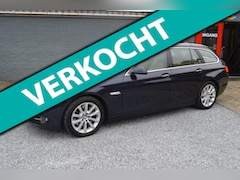BMW 5-serie Touring - 528i High Executive Airco |Leer | Pano | Xenon | Nieuwstaat |