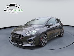 Ford Fiesta - 1.5 EcoBoost ST-3 Performance velgen Navi Bang & olufsen audio Recaro 1ste eigenaar 48dkm