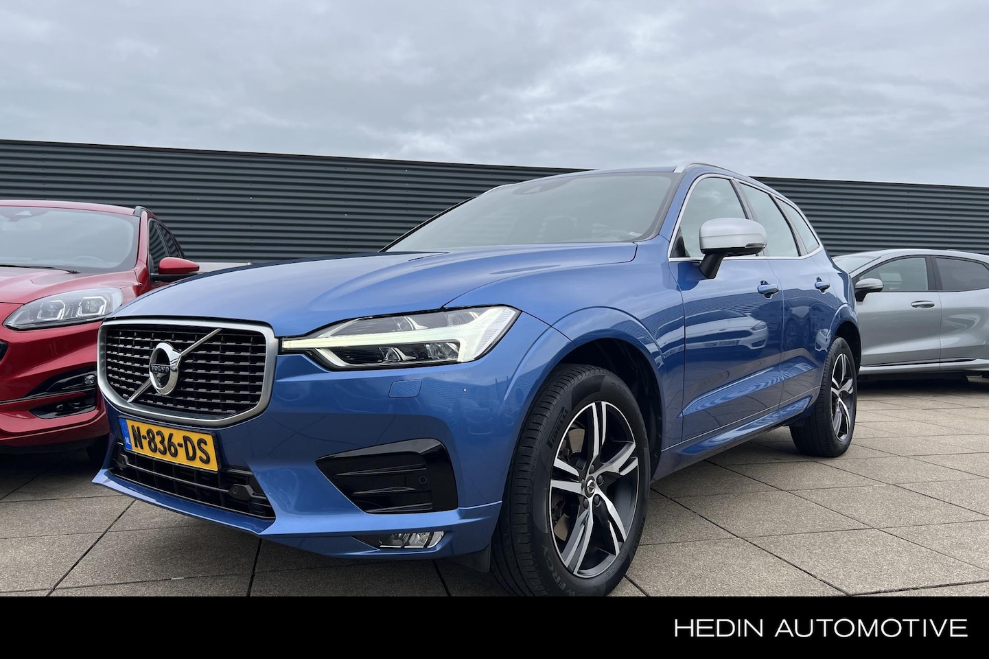 Volvo XC60 - 2.0 T5 AWD R-Design 2.0 T5 AWD R-Design - AutoWereld.nl