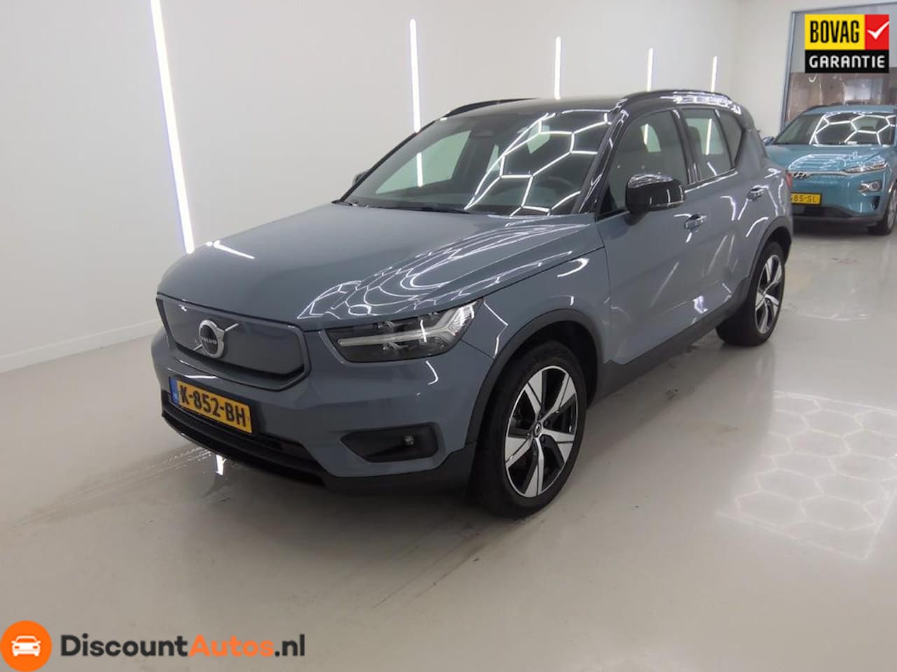 Volvo XC40 - Recharge P8 AWD R-Design Recharge P8 AWD R-Design - AutoWereld.nl