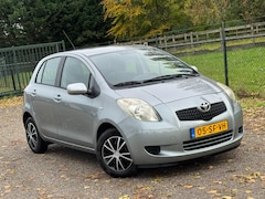 Toyota Yaris - 1.3 VVTi Sol /Airco/5-Deurs/