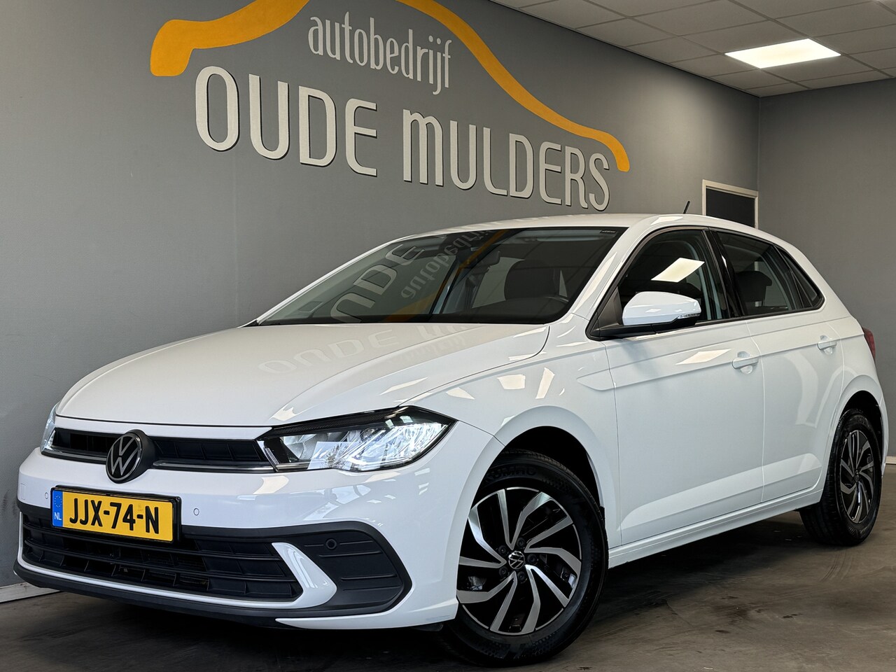 Volkswagen Polo - 1.0 Camera/Parkeersensoren/AppConnect - AutoWereld.nl
