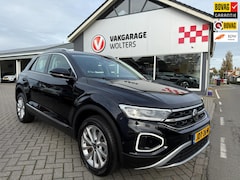 Volkswagen T-Roc - 1.5 TSI Style Automaat RIJKLAAR