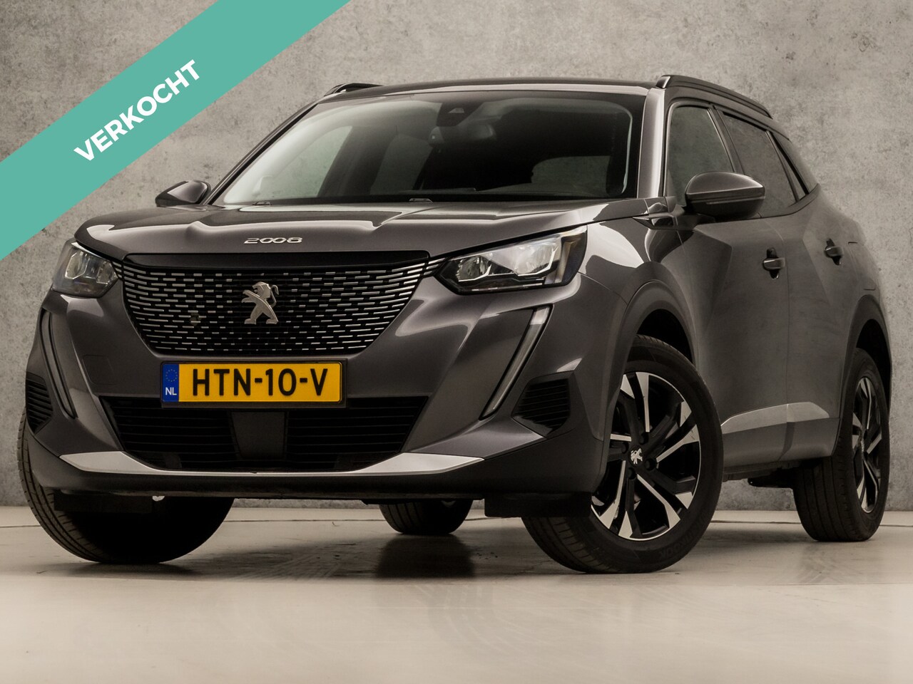 Peugeot 2008 - 1.2 PureTech Sport (VIRTUAL COCKPIT, APPLE CARPLAY, 360 CAMERA, GETINT GLAS, LEDER, SPORTS - AutoWereld.nl