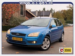 Ford Focus - 1.6-16V Automaat - Airco - Schuifdak