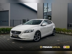 Volvo V40 - 1.6 T3Momentum | Navigatie | Sportief & complee