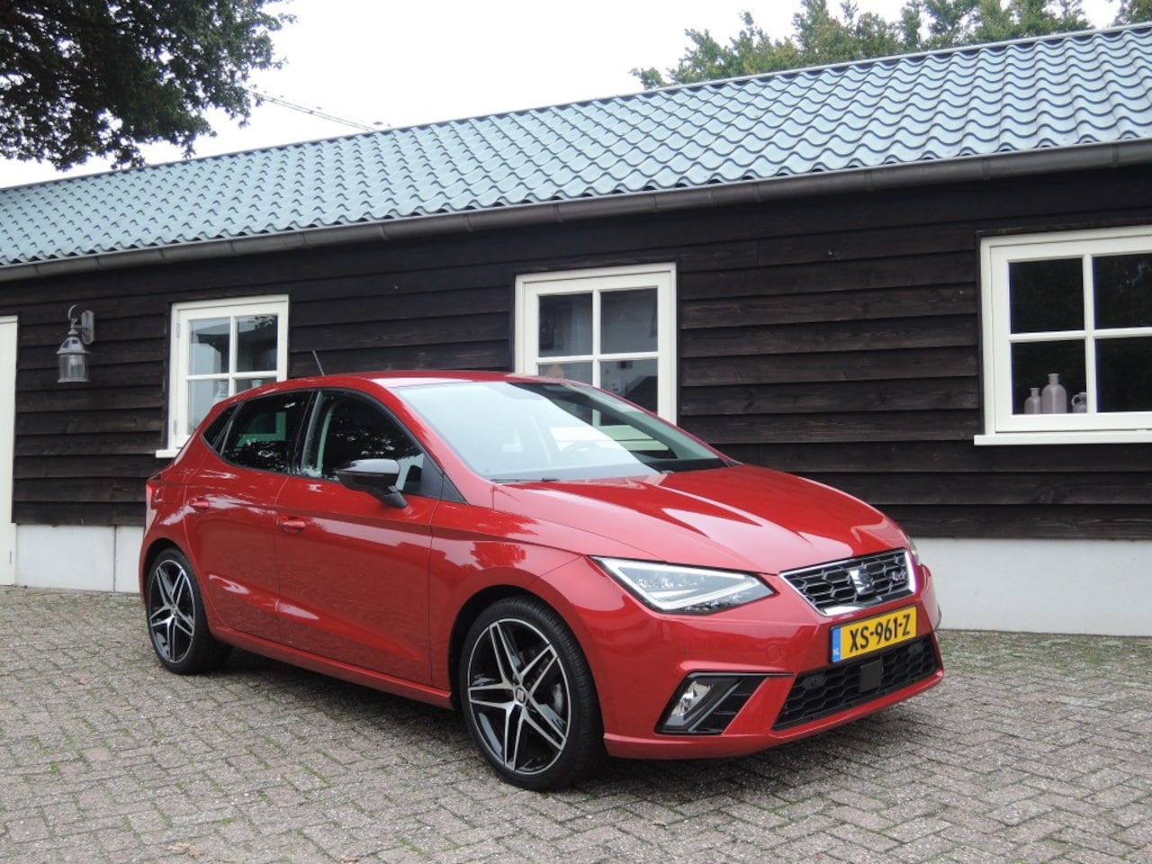 SEAT Ibiza - 1.5 TSI FR EVOBNSINT - AutoWereld.nl