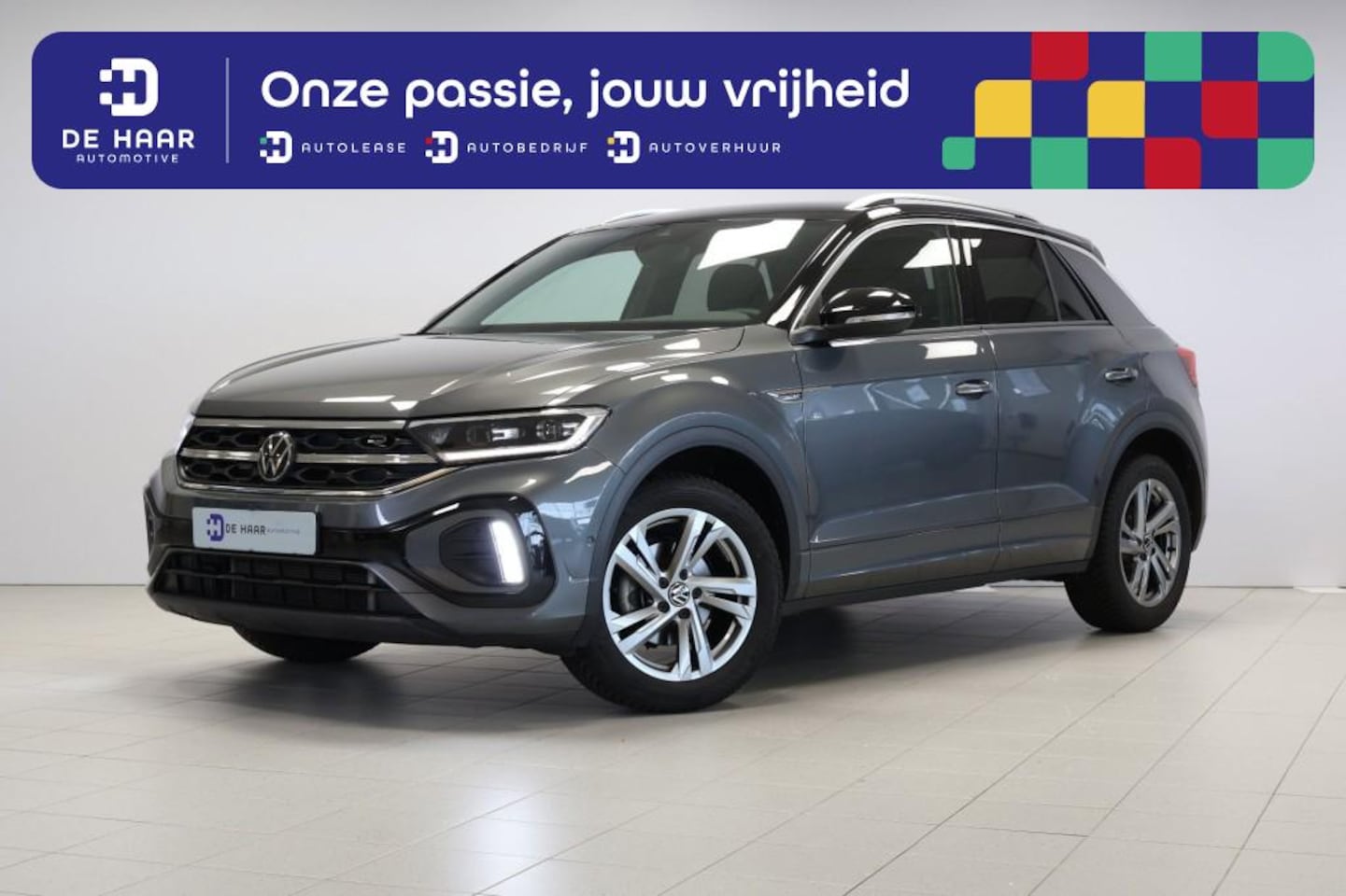 Volkswagen T-Roc - 1.5 TSI R-Line - Trekhaak - AllSeason banden - Stoelverwarming - AutoWereld.nl