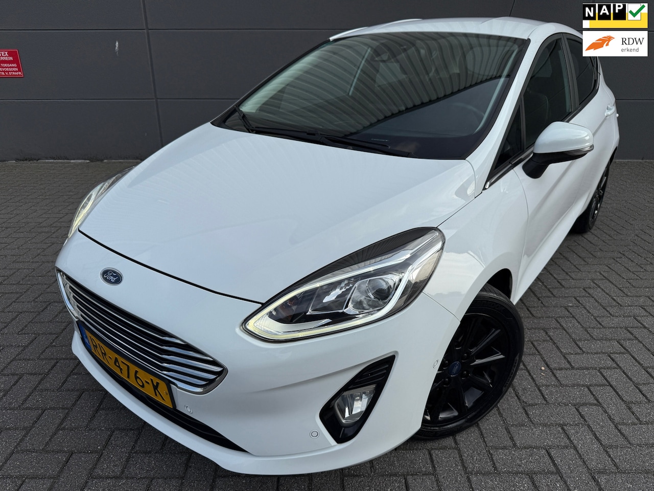 Ford Fiesta - 1.0 EcoBoost Titanium Business*NEW APK *2EIGNAAR*CRUISE*PARK SENSOREM*ELKT-RAAM*CARPLY - AutoWereld.nl